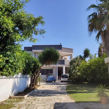 Casa Cicalella 度假居 莱切